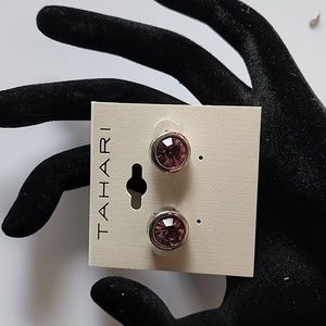 TAHARI vintage post earrings